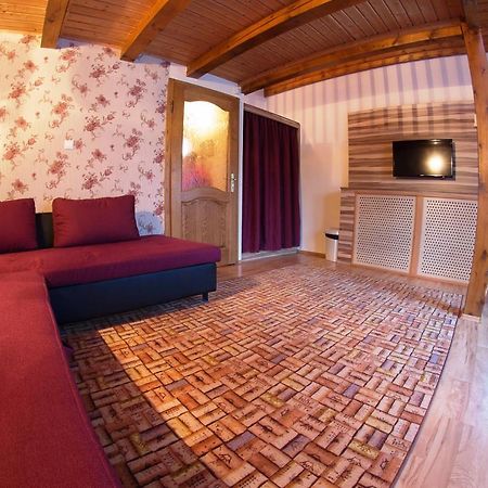 Egri Korona Borhaz Es Wellness Hotel Demjén Dış mekan fotoğraf