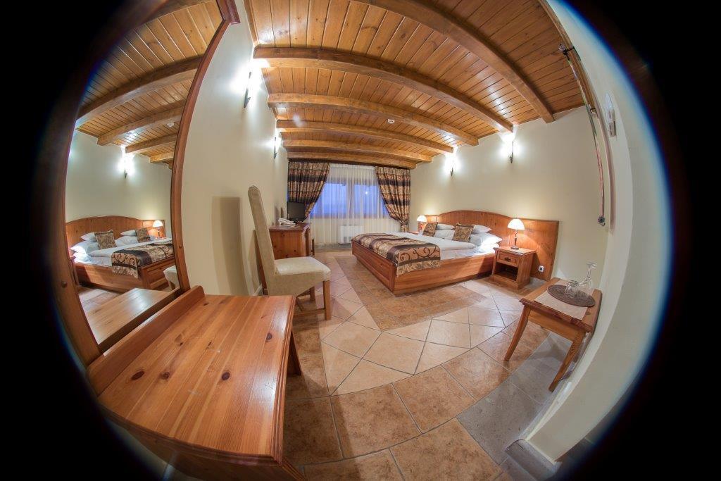 Egri Korona Borhaz Es Wellness Hotel Demjén Oda fotoğraf