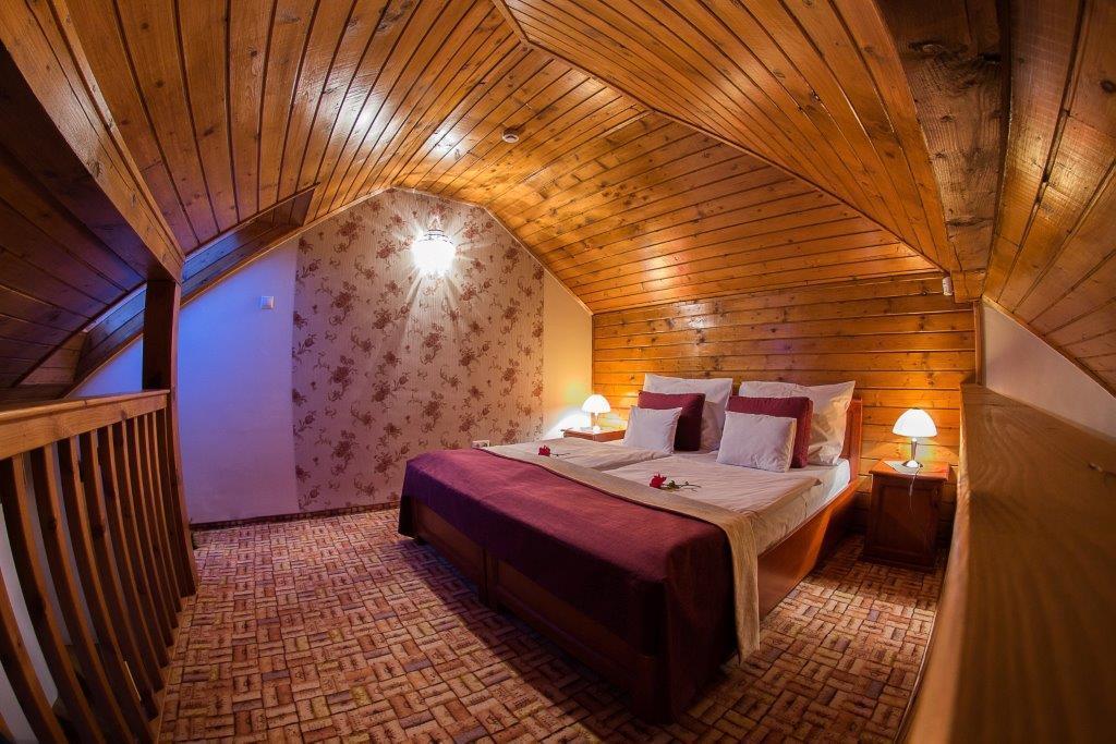 Egri Korona Borhaz Es Wellness Hotel Demjén Oda fotoğraf