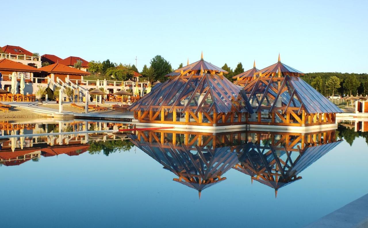 Egri Korona Borhaz Es Wellness Hotel Demjén Dış mekan fotoğraf